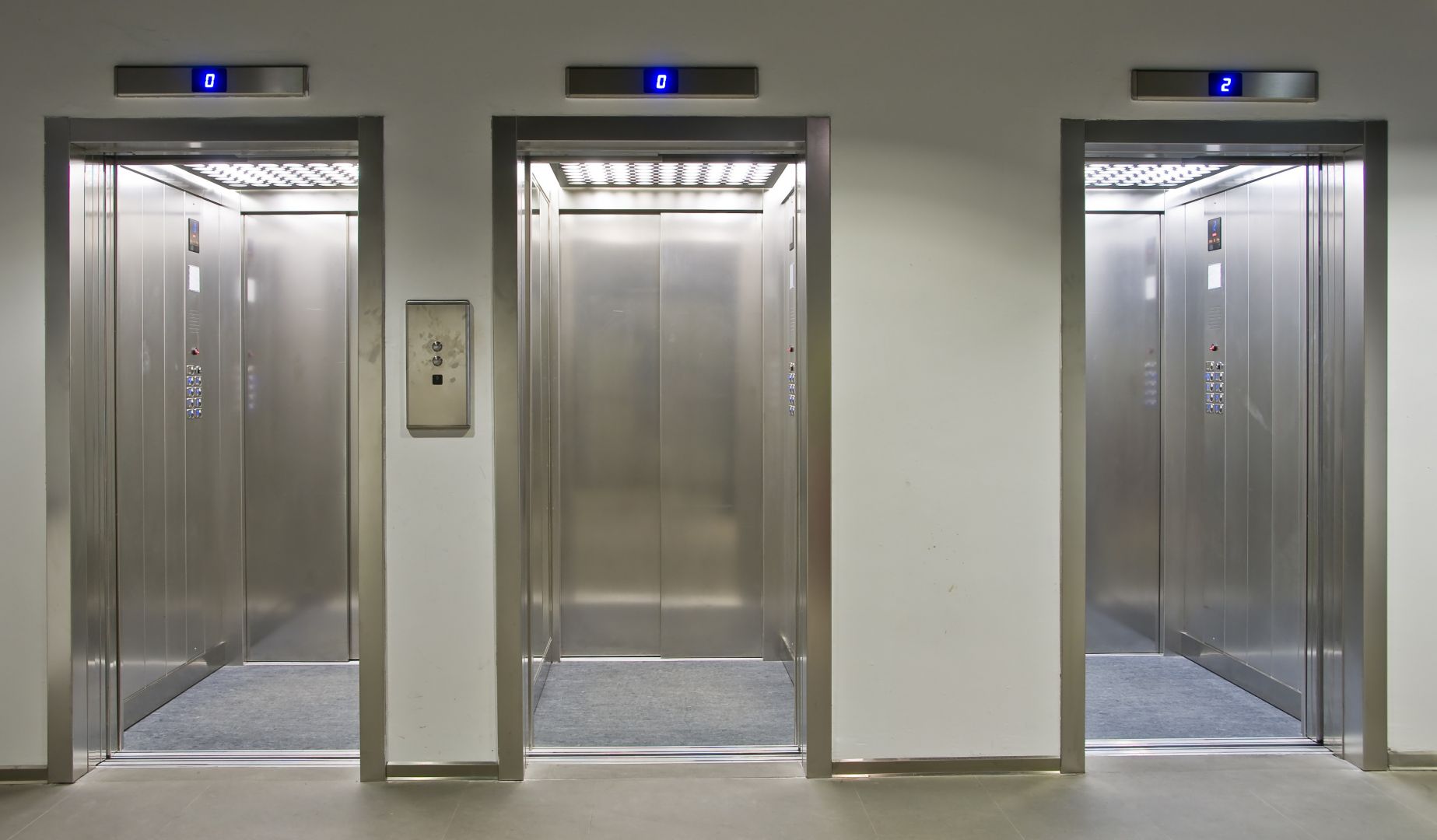 Zakázka na vestavba výtahu (Výtahy a servis) - Liberec
