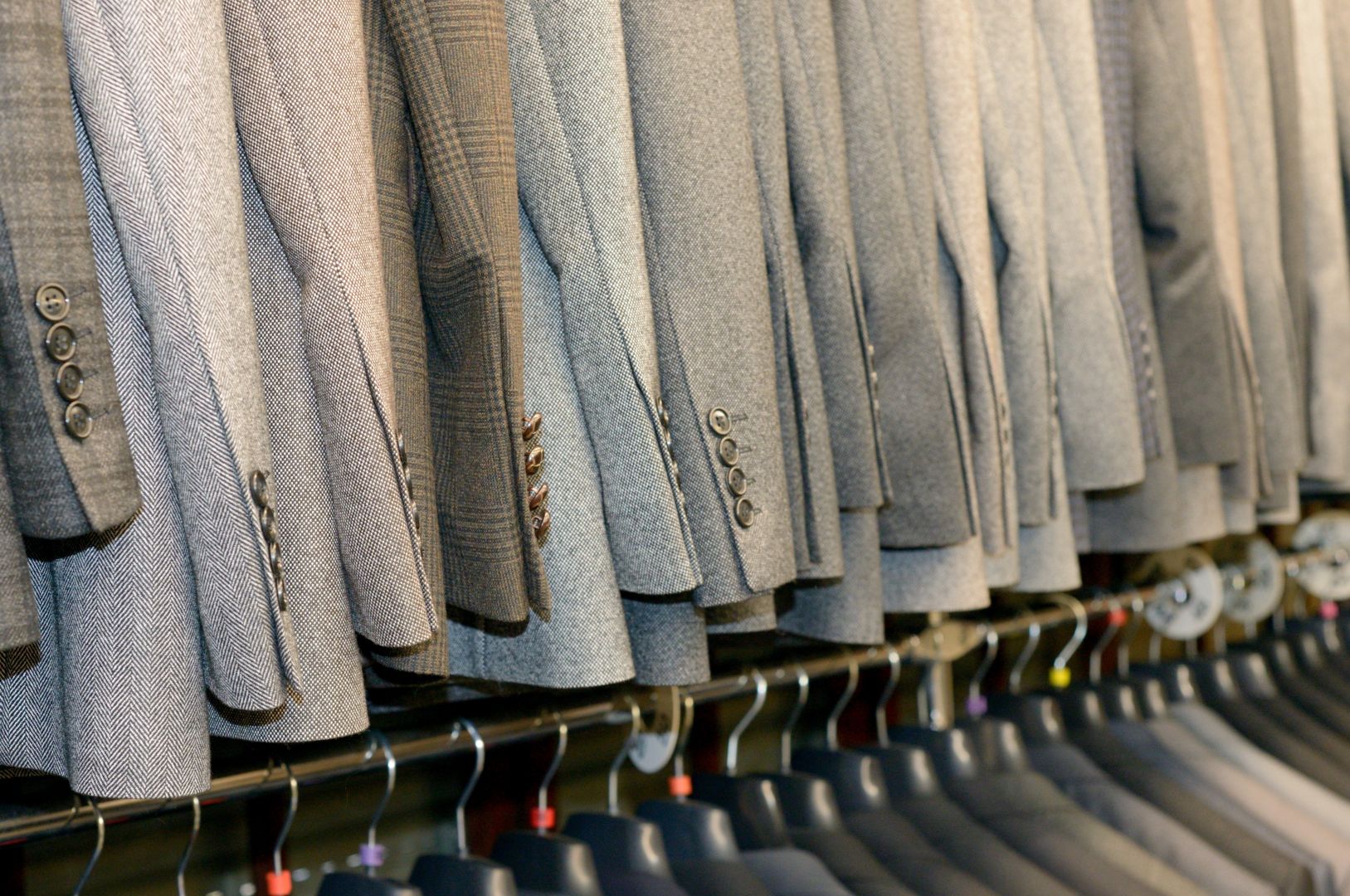 Zakázka na praní a pronájem pracovních oděvů (Pracovní (rukavice, montérky, atd.) oděvy) - Praha
