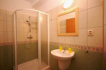 Thumb f634d4c0 fadd 40c4 9ea9 2e4ab0390f35