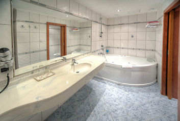 Thumb ceb2446c 1438 4fad 8719 275e5647883b