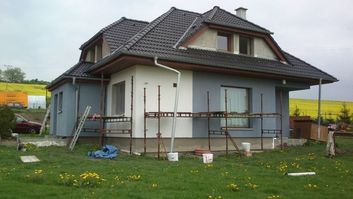 Thumb e40974cf f435 46ab a783 6c0d8f2e5b71