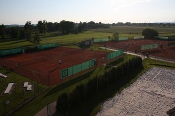 Thumb c3ba438b be06 466a a064 785349282753