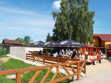 Thumb 21954517 1f8c 4e6f 8387 82a7469ae52c