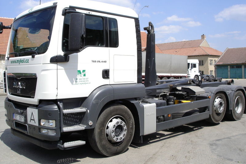 A40525b9 e010 49a2 9fb0 c9fc7a9a9724