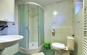 Thumb 942107b4 5abf 44d5 a437 99e433c884a3