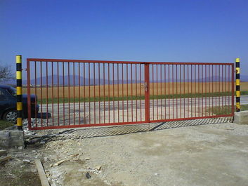 Thumb f24a310a d74d 4a84 b347 db61656f2139