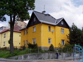 Thumb 18db2eb0 55aa 4567 aa1e 30a0d6fab981