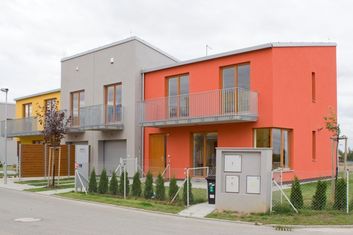 Thumb d178529e 1ca9 49ac a472 f67fa9f34d1f